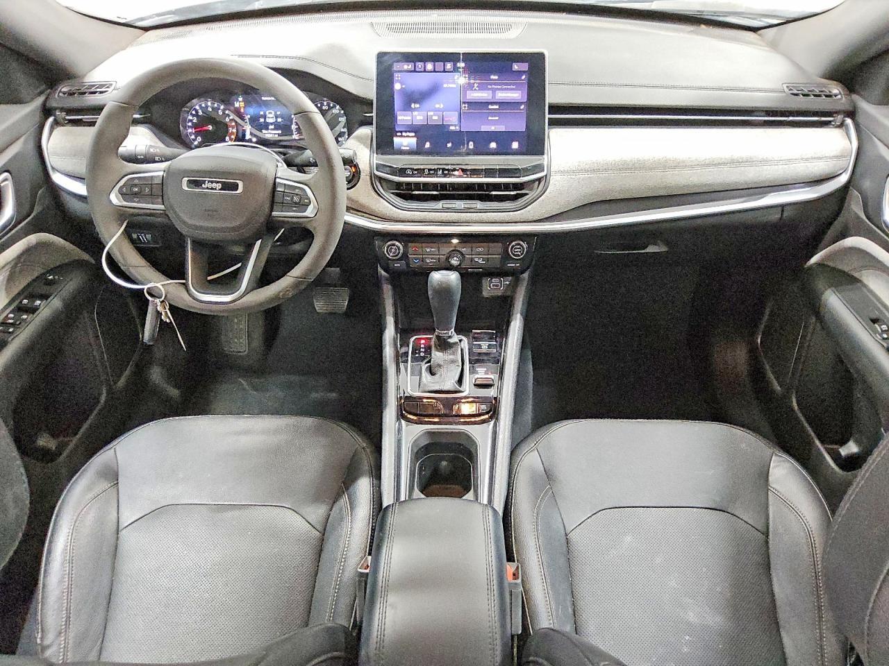 2023 Jeep Compass Latitude lux