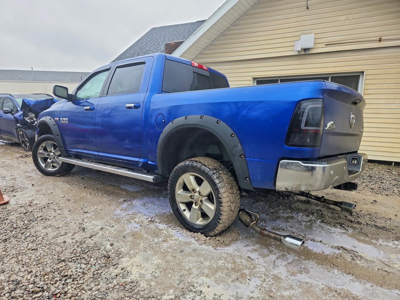 2016 Dodge Ram 1500 slt