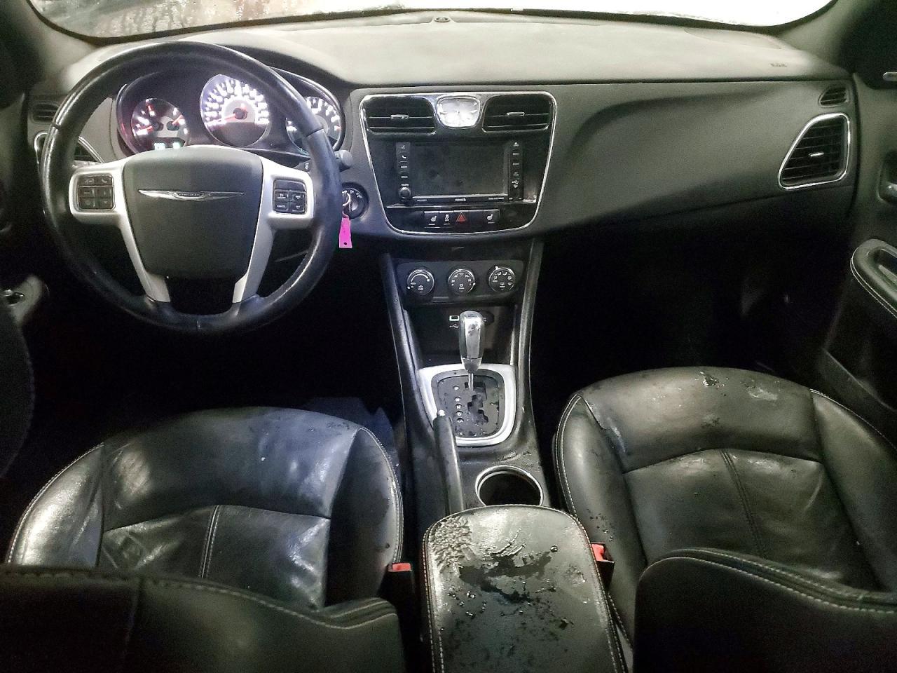 2014 Chrysler 200 Limited