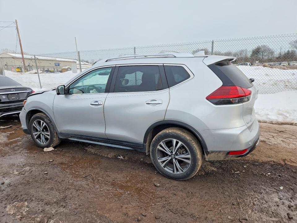 2019 Nissan Rogue s