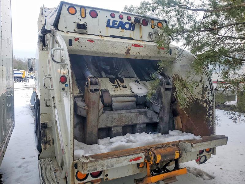 2016 Pntw 348-Refuse Truck