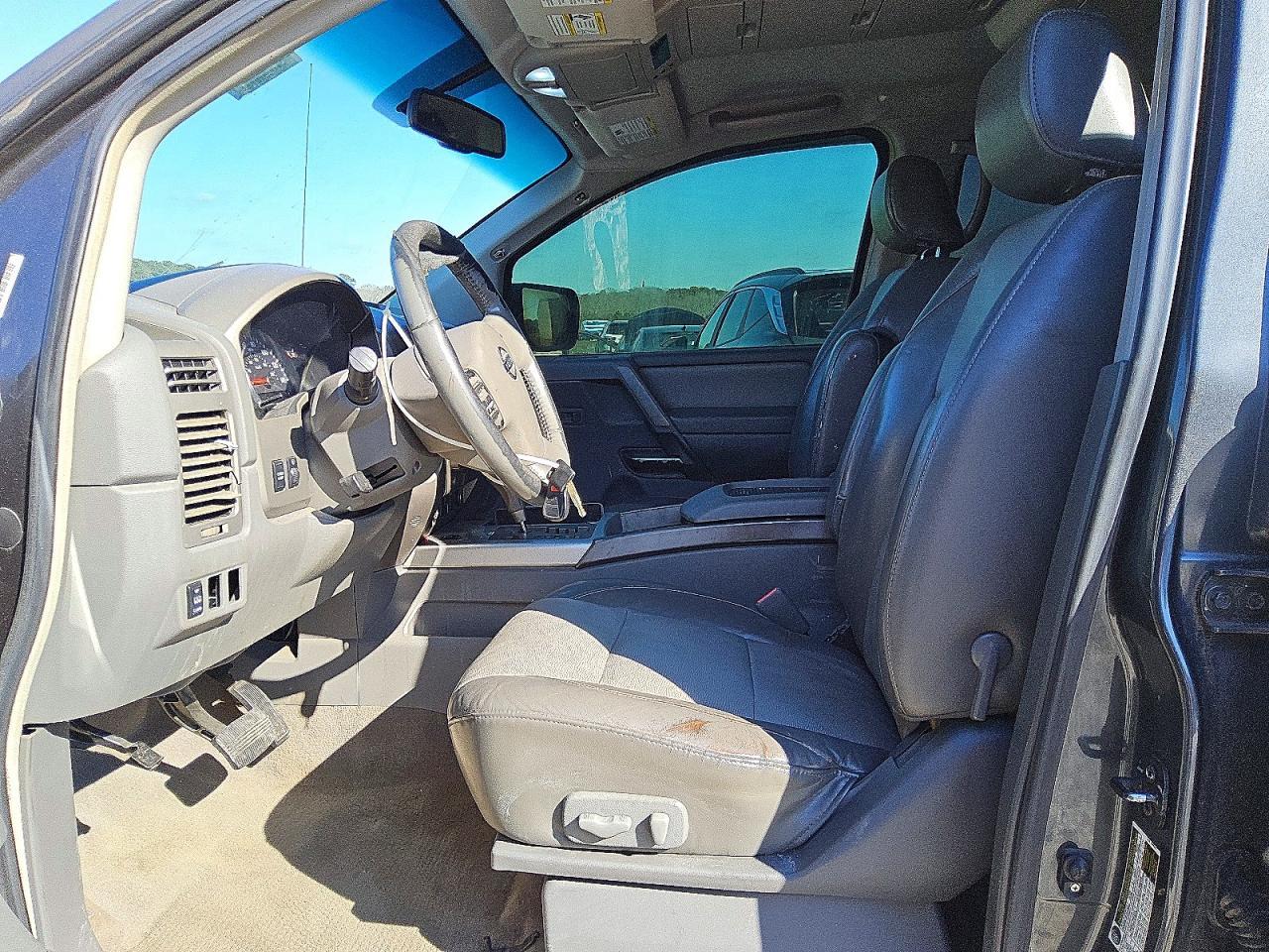 2006 Niss Titan XE FFV