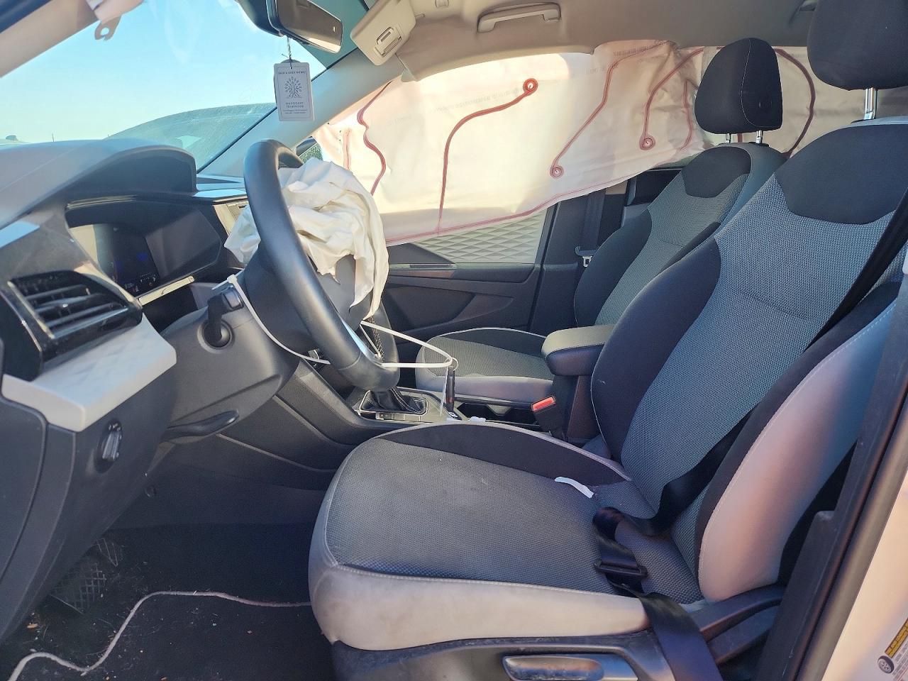 2023 Volkswagen Taos s