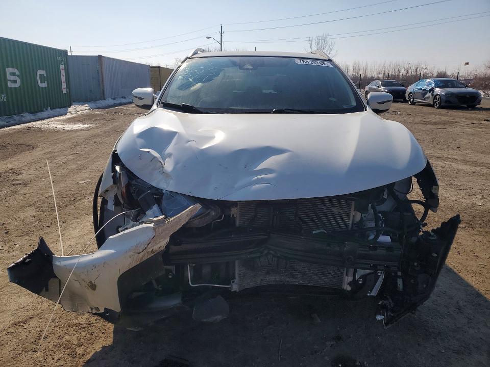 2019 Niss Rogue Sport s