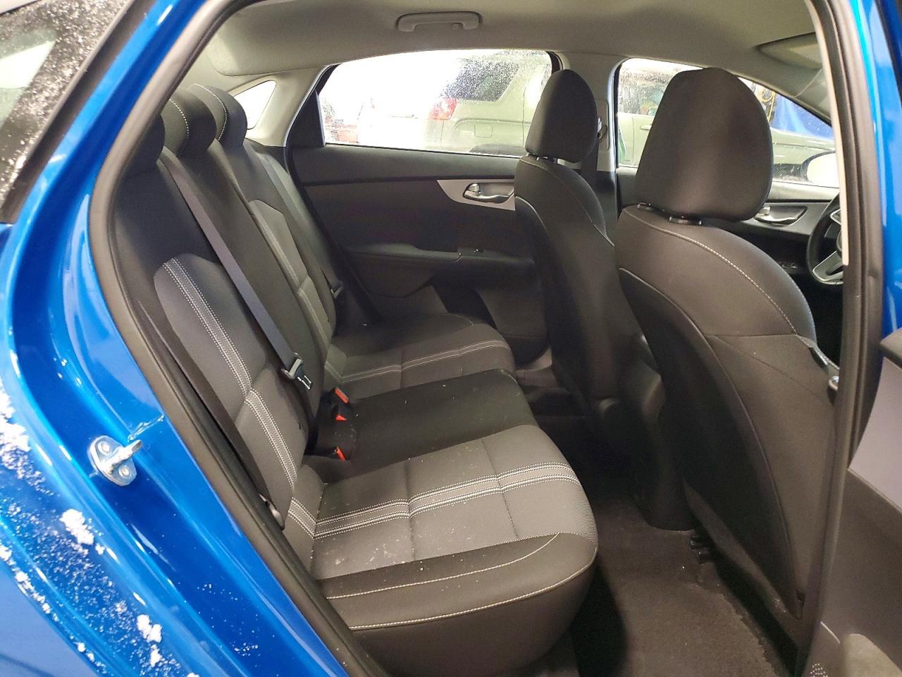 2024 KIA Forte lx