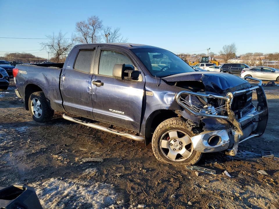 2011 Toyota Tundra Double cab SR5