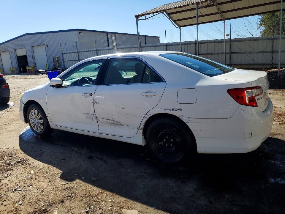 2012 Toyota Camry l