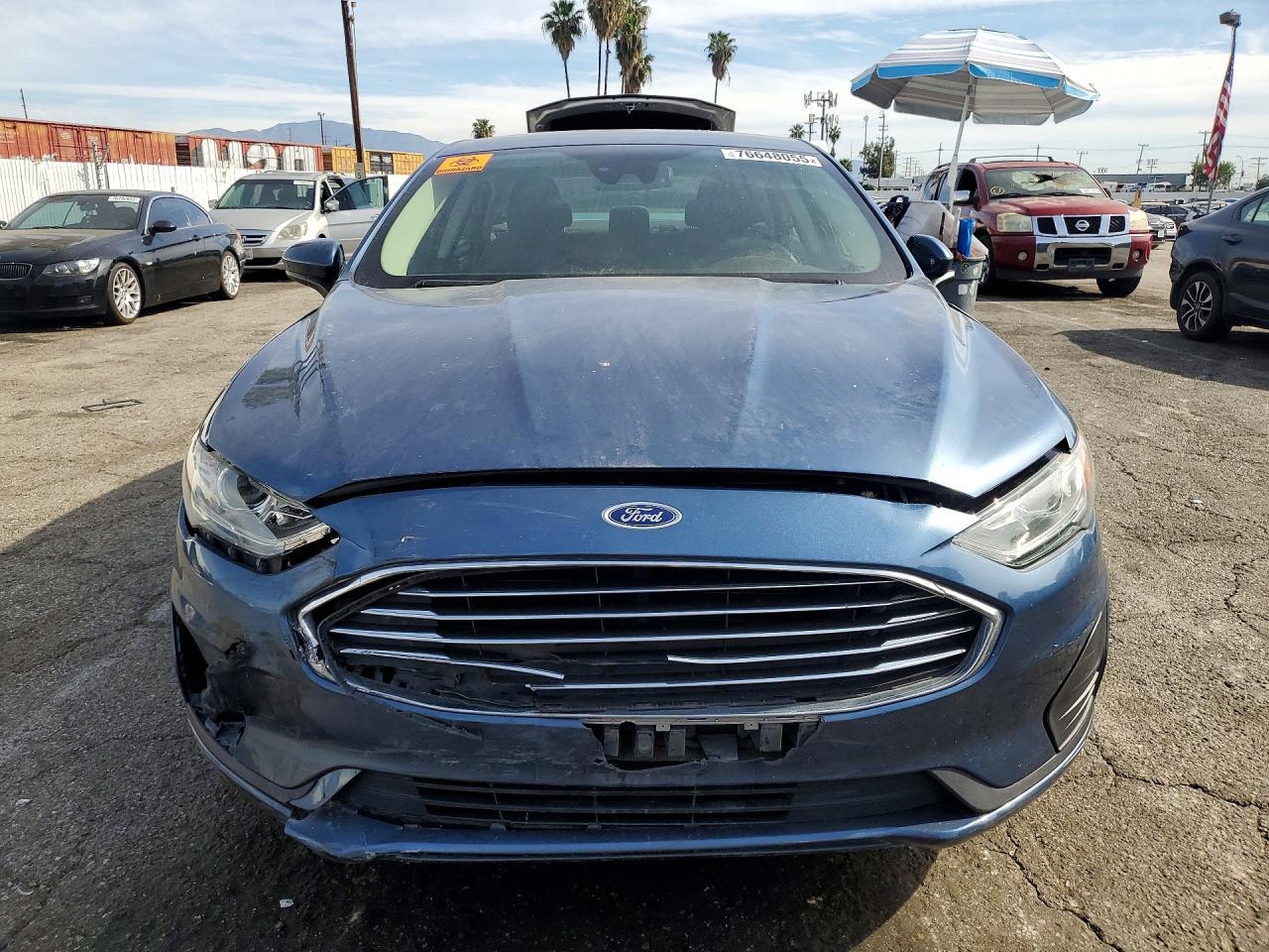 2019 Ford Fusion se