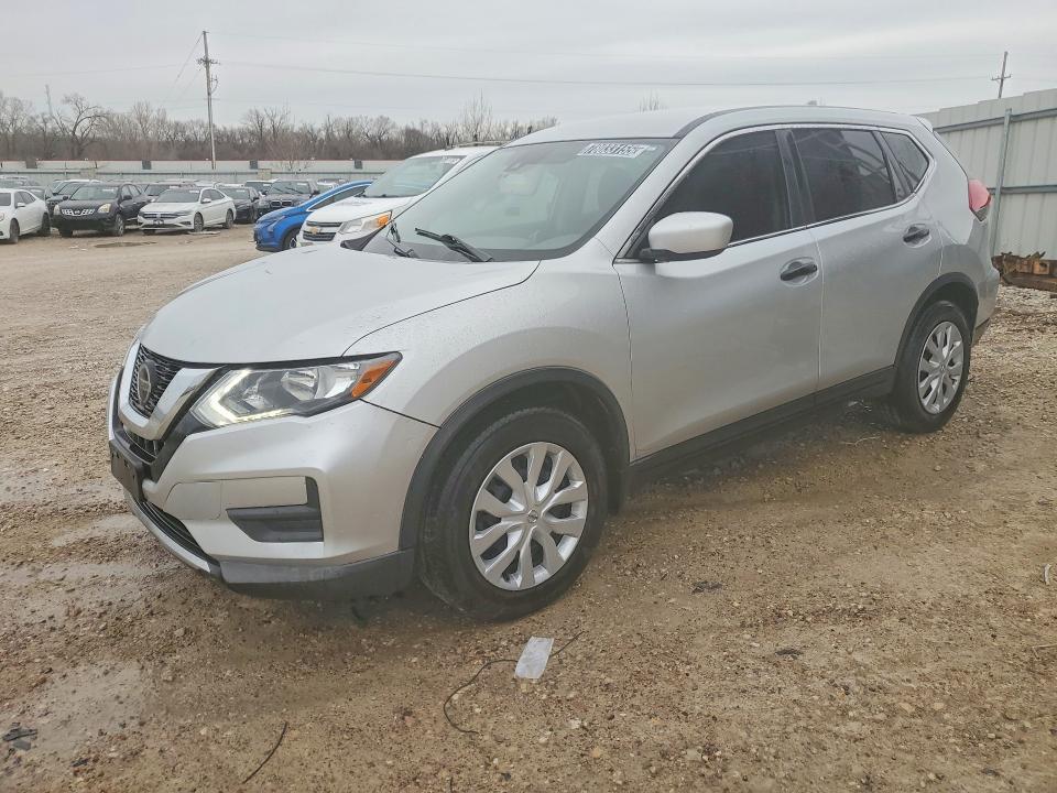 2020 Nissan Rogue s