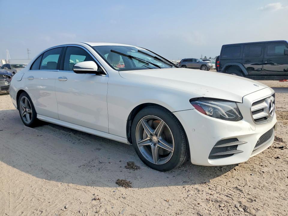 2017 Mercedes-Benz E 300