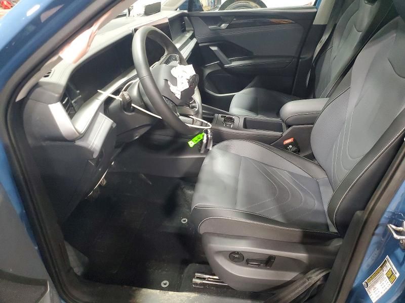 2025 Volkswagen Tiguan se