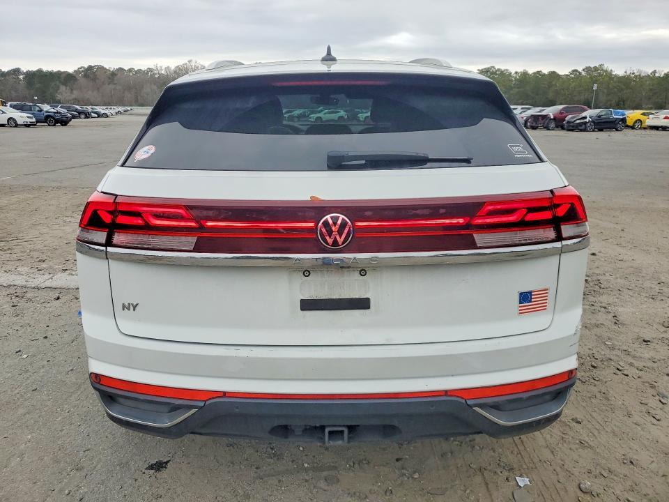2024 Volkswagen Atlas Cross Sport se