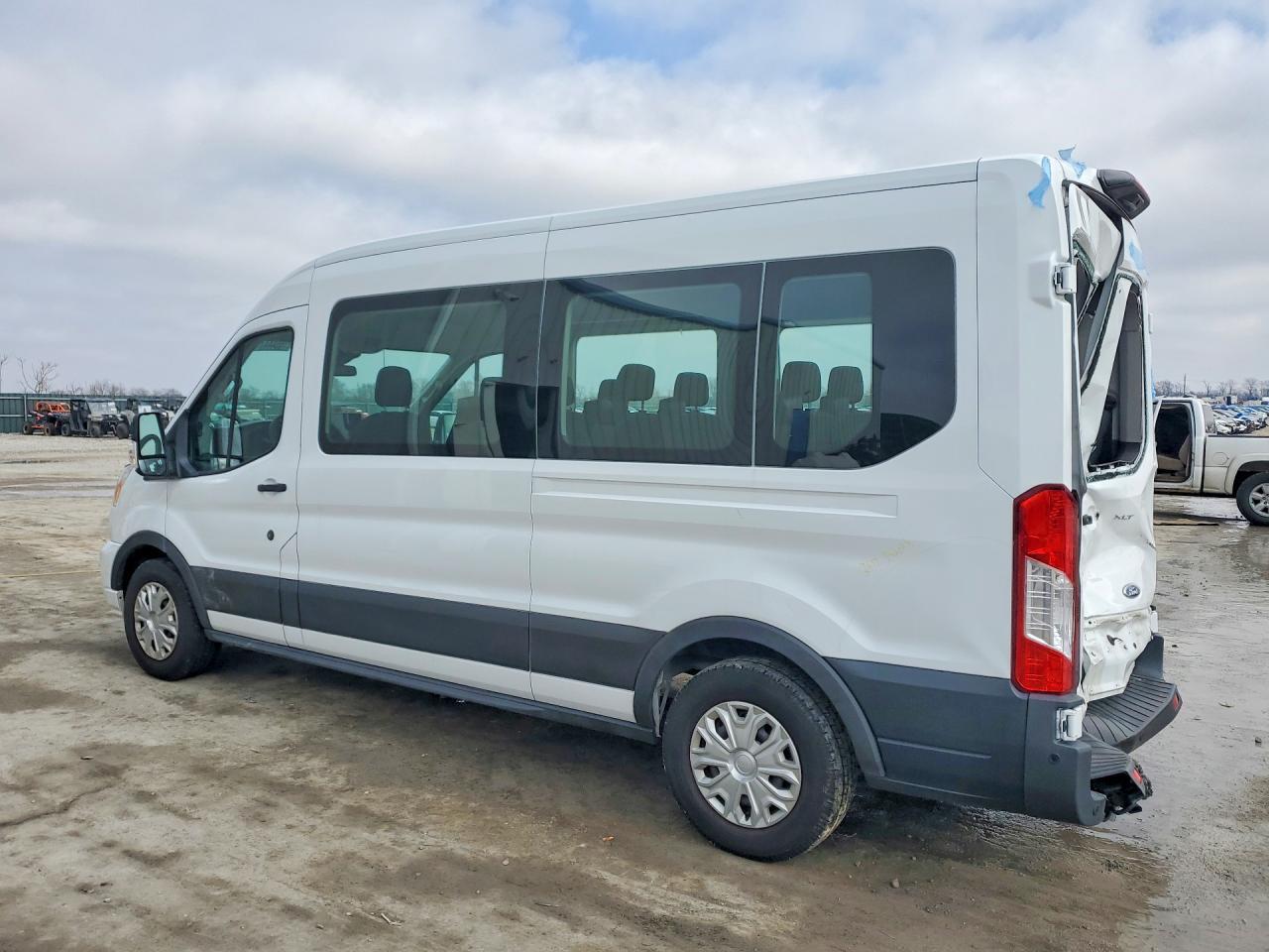 2022 Ford Transit T-350