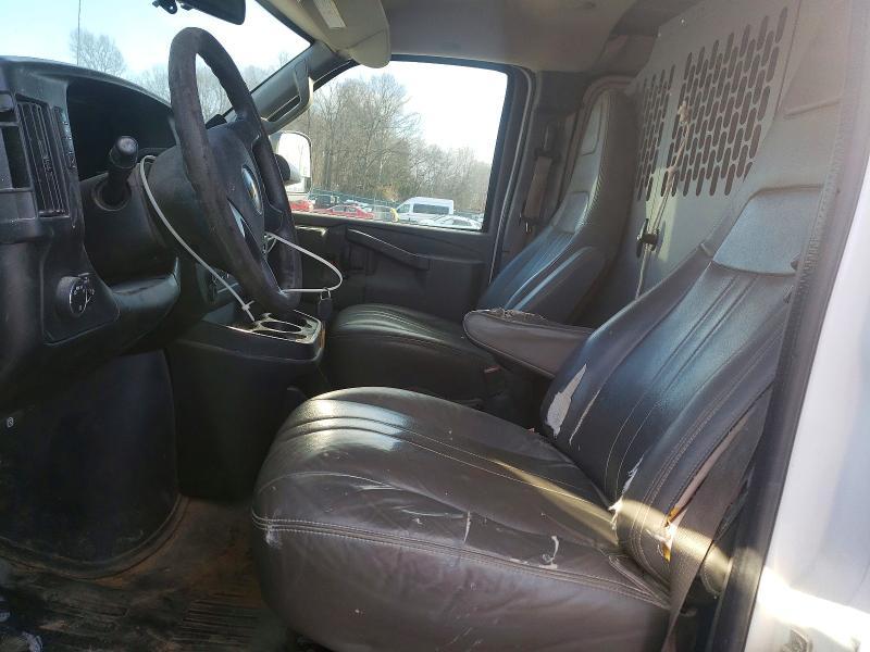 2017 Chevrolet Express 2500 Delivery Van