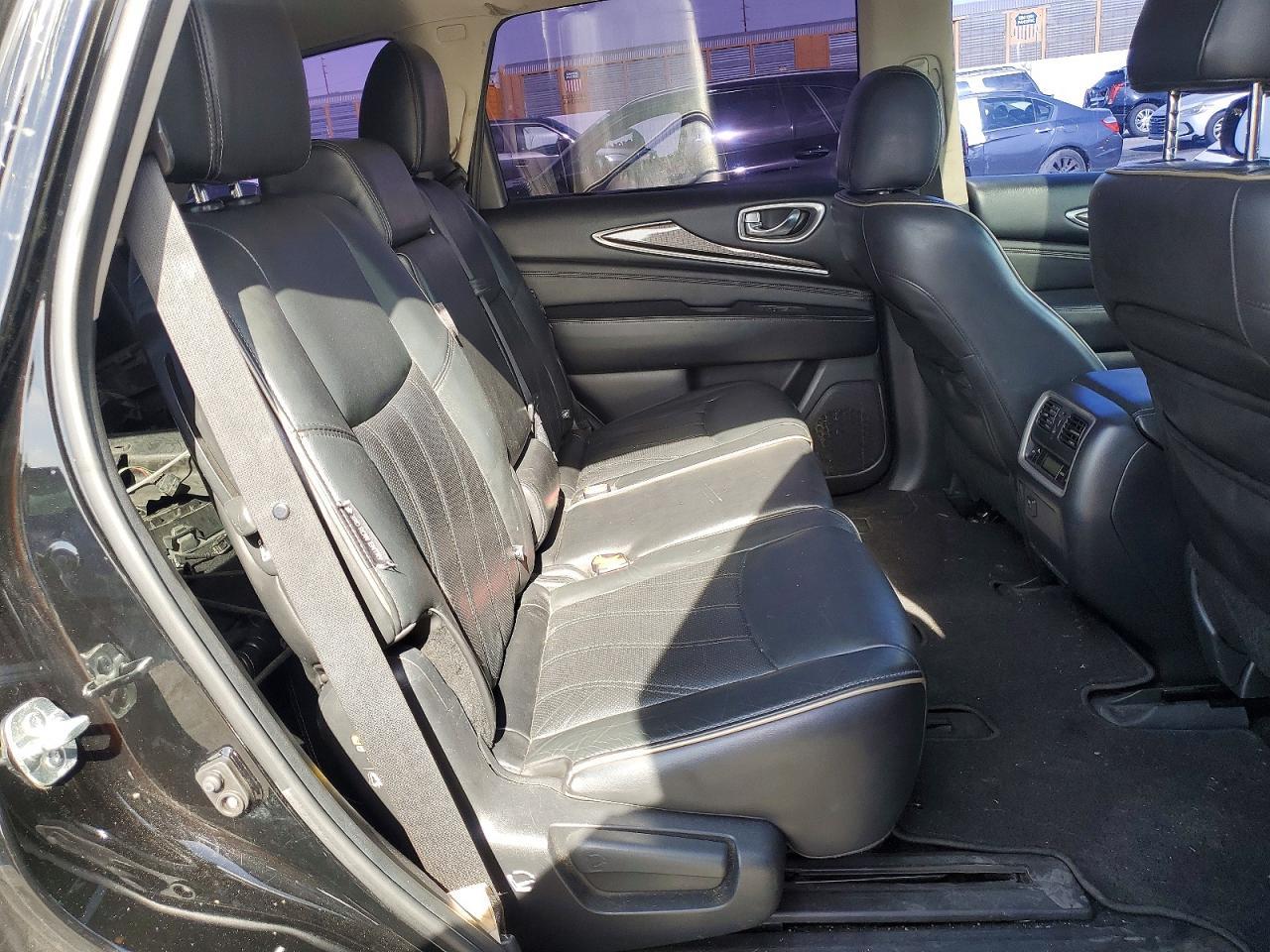 2018 Infinity Qx60 Base