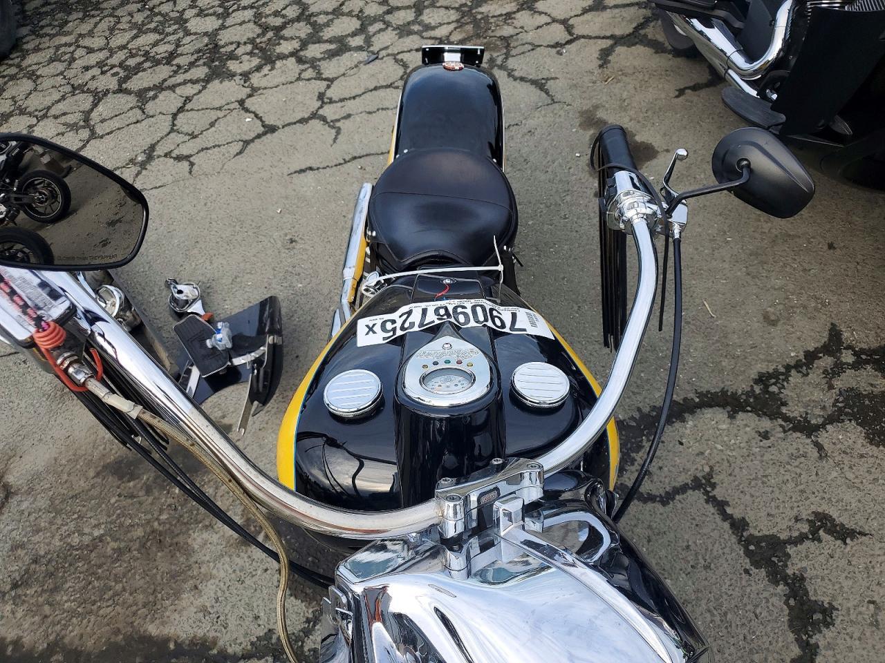 2000 Indian Motorcycle Co. Chief