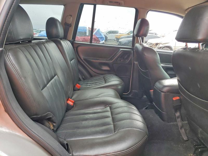 2002 Jeep Grand Cherokee Laredo