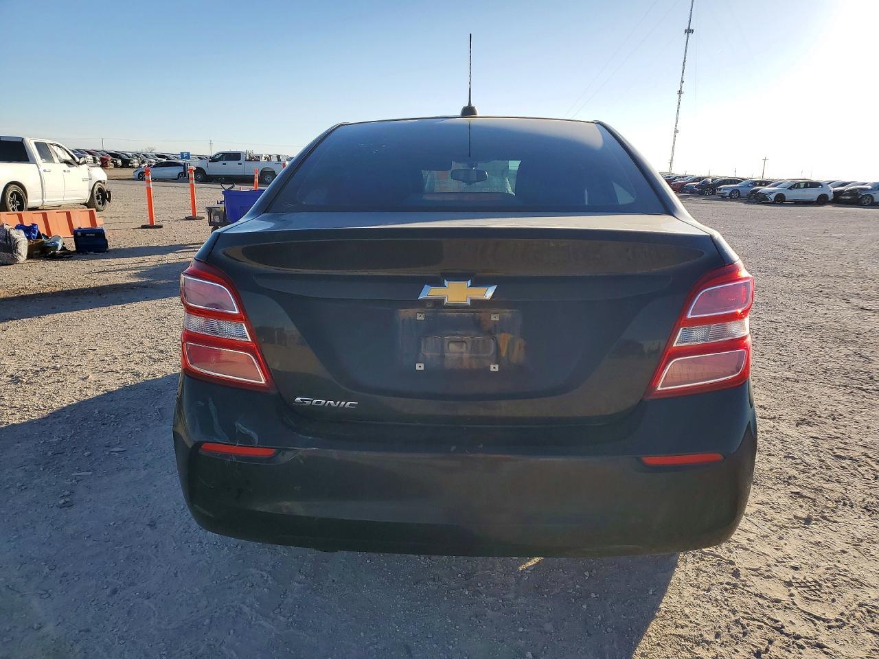 2020 Chevrolet Sonic ls