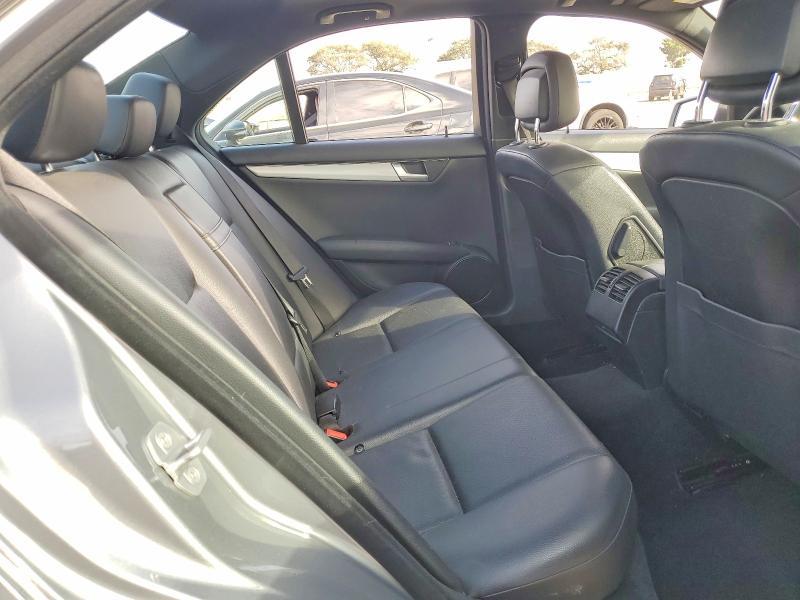 2012 Mercedes-Benz C 250