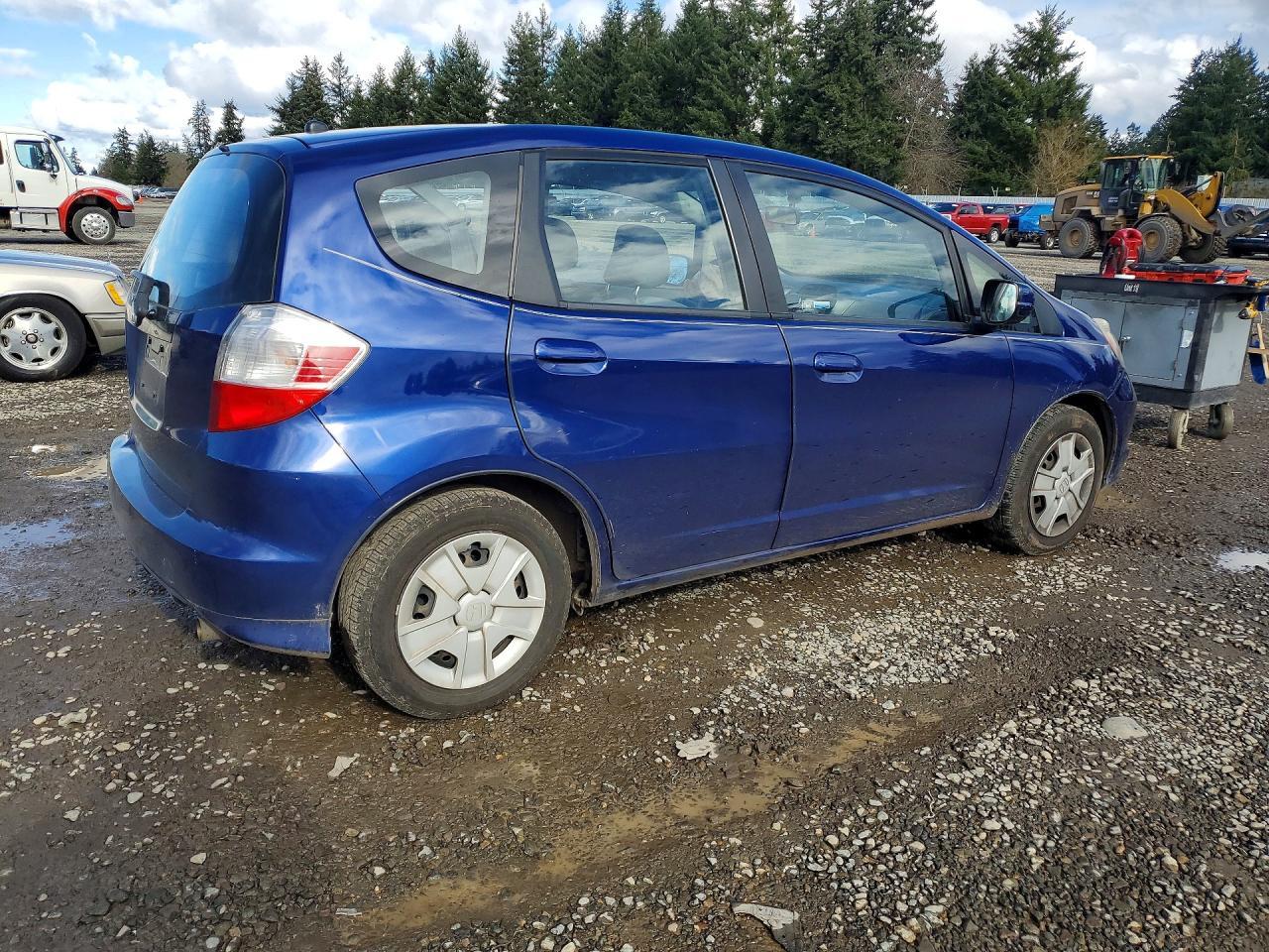 2013 Honda FIT