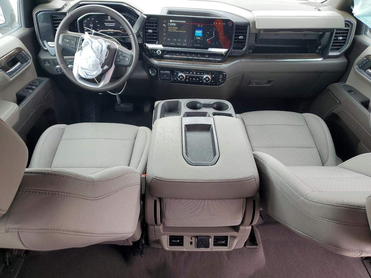 2025 GMC Sierra C1500 SLE
