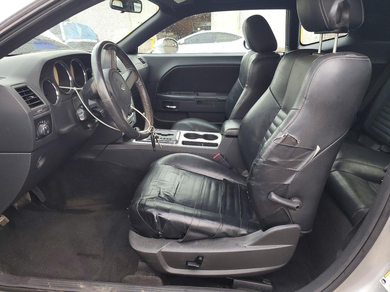 2009 Dodge Challenger se
