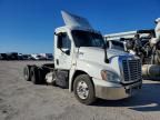 2016 Freightliner Cascadia 125 Semi Truck