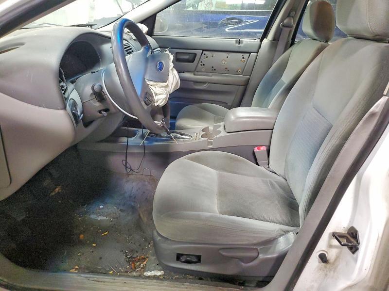 2003 Ford Taurus se