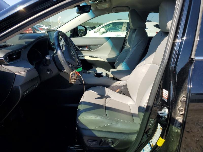 2022 Toyota Venza le