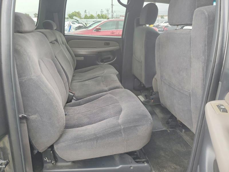 2002 Chevrolet Suburban C1500