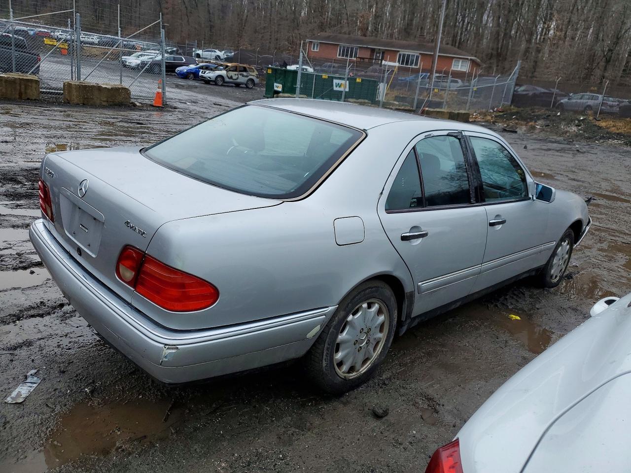 1998 Mercedes-Benz E 320 4matic