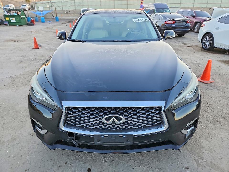 2018 Infiniti Q50 Luxe