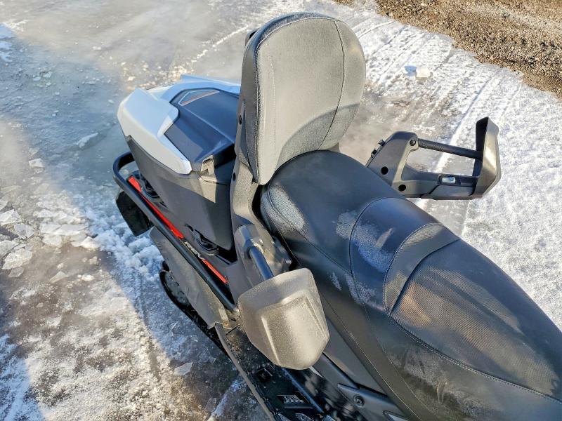 2020 Skidoo Grand Touring Limited
