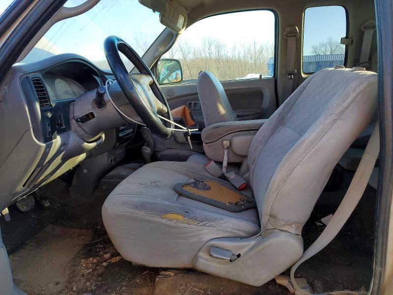 2004 Toyota Tacoma Xtracab