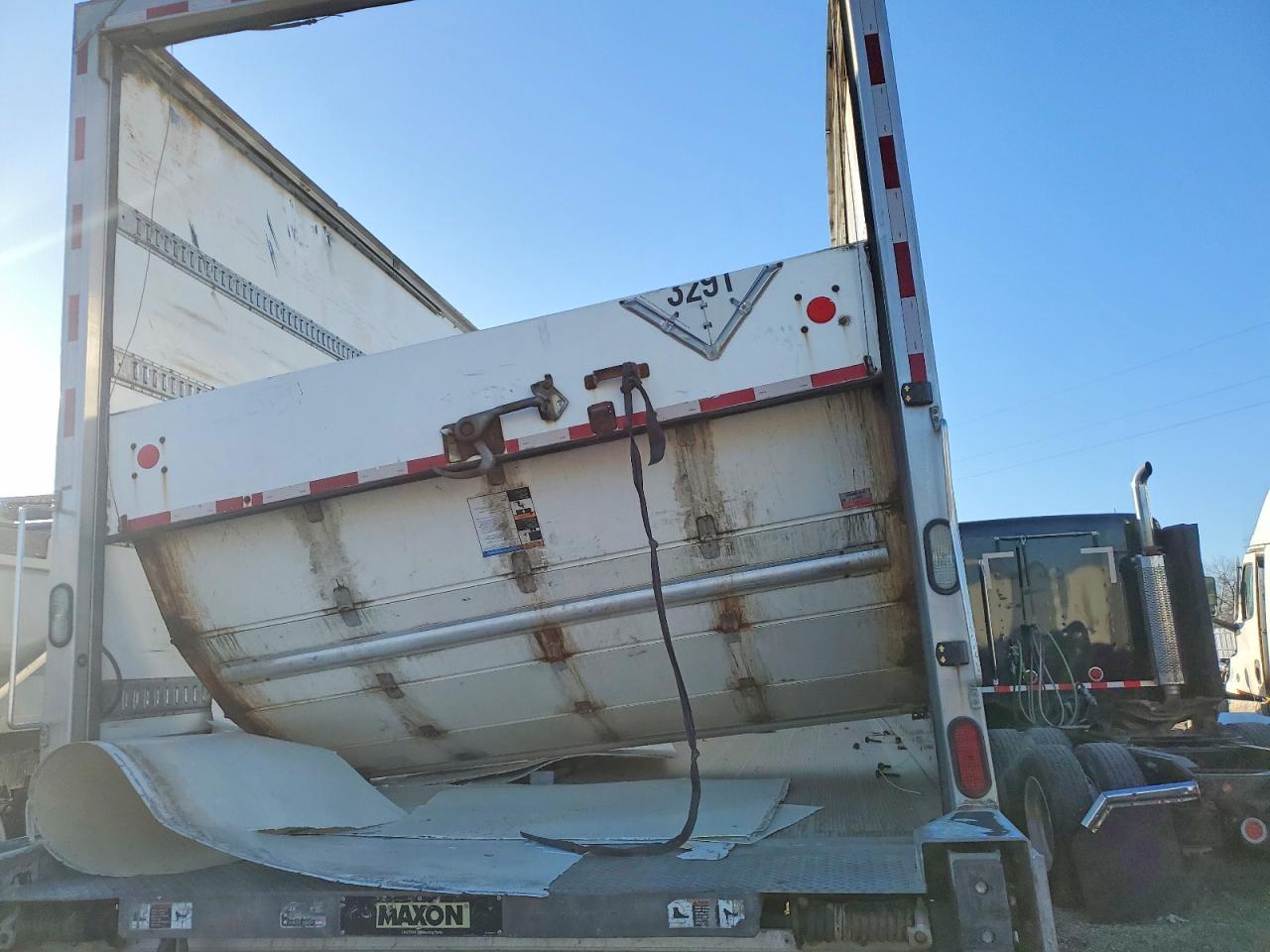 2019 International 4300 BOX Truck
