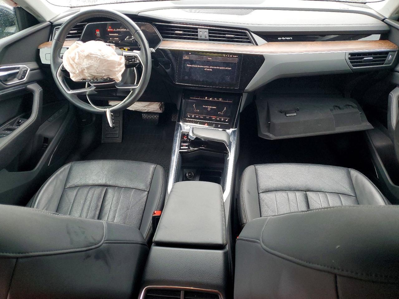 2019 Audi E-tron Premium Plus