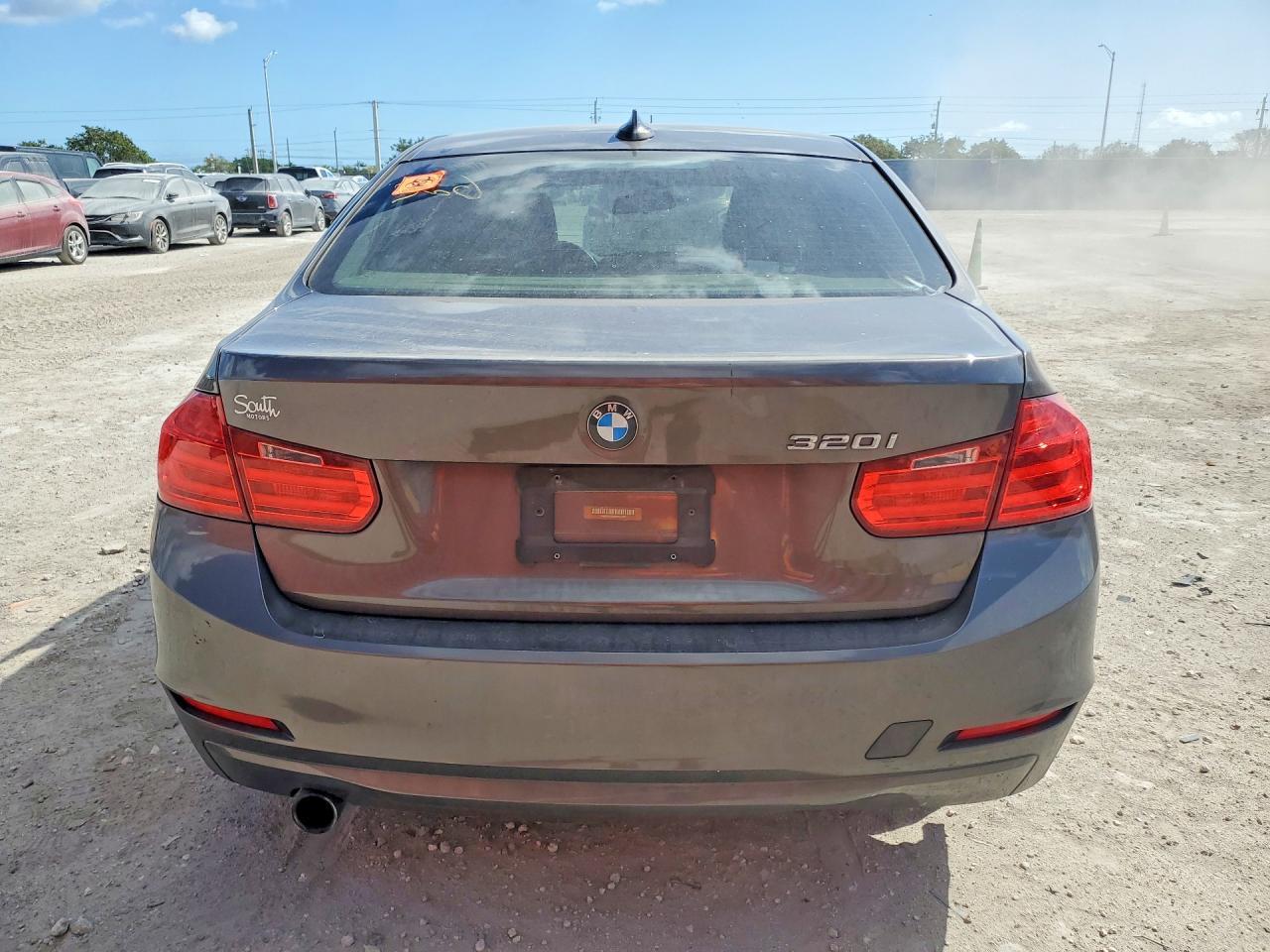 2015 BMW 320 i