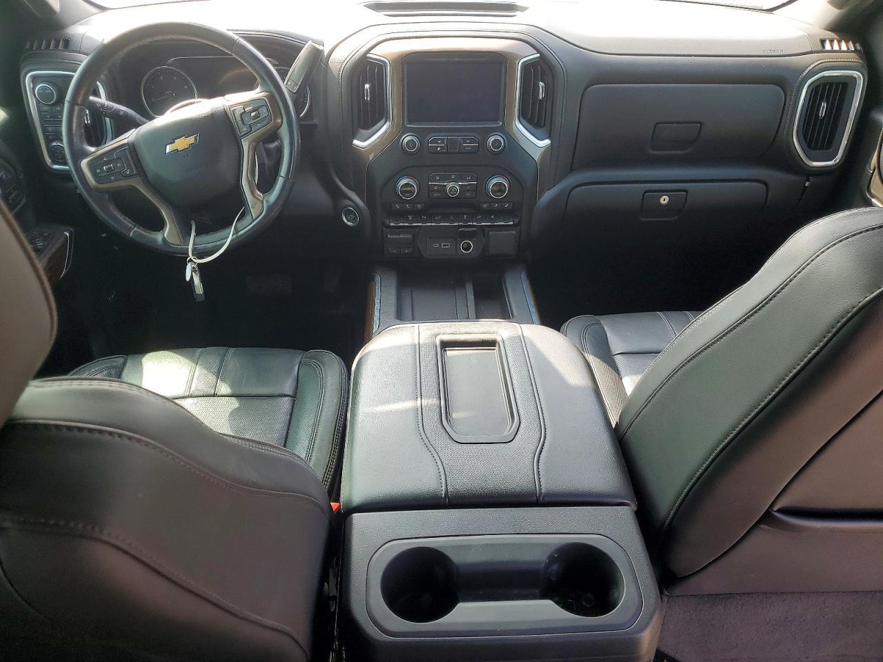 2022 Chevrolet Silverado K3500 High Country