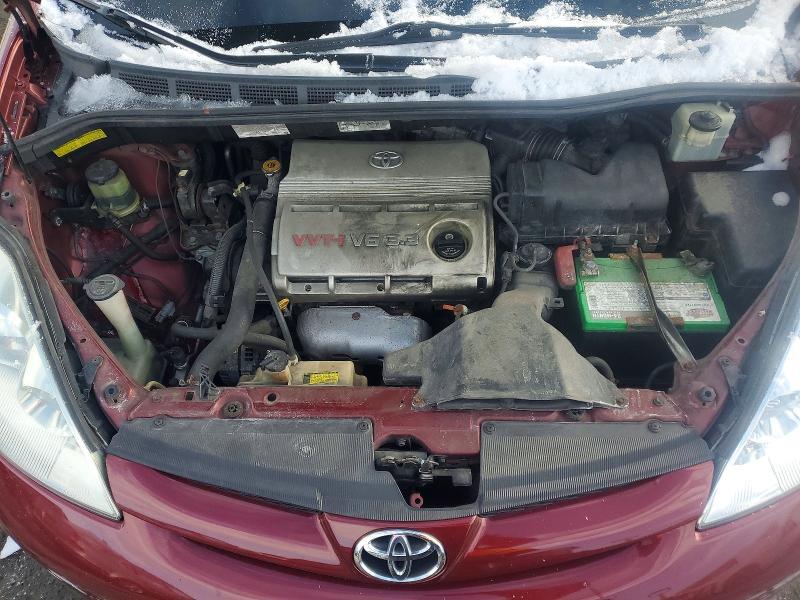 2006 Toyota Sienna xle 7 Passenger