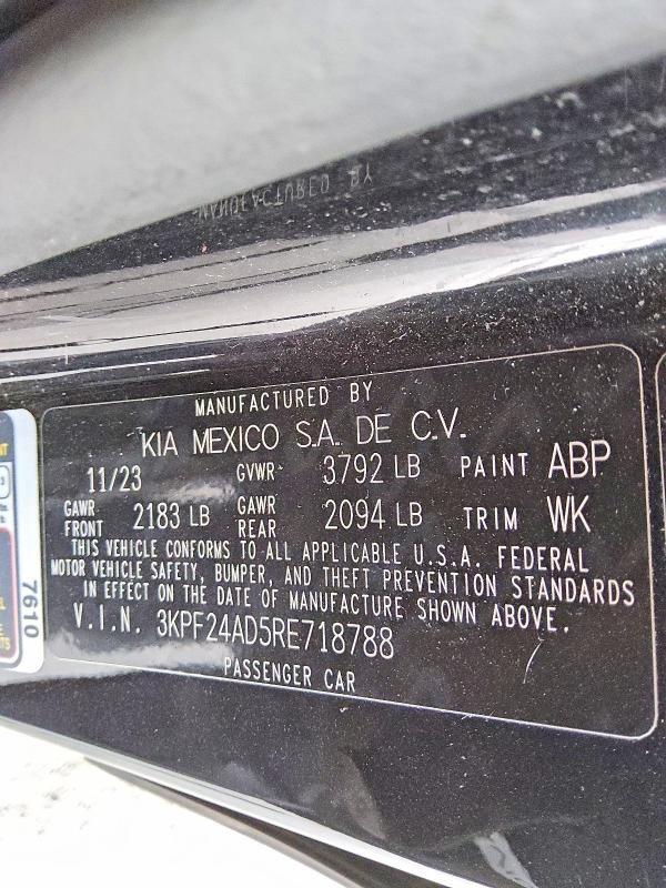 2024 KIA Forte lx