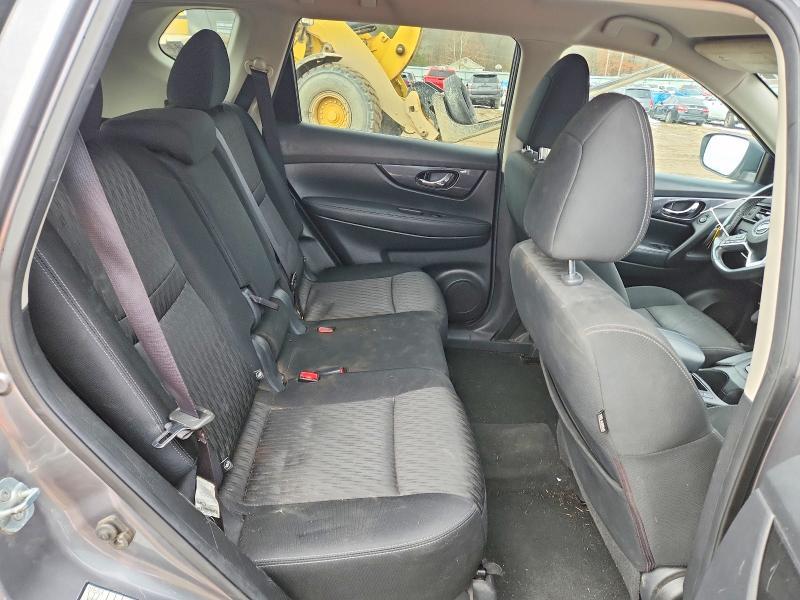 2017 Nissan Rogue sv