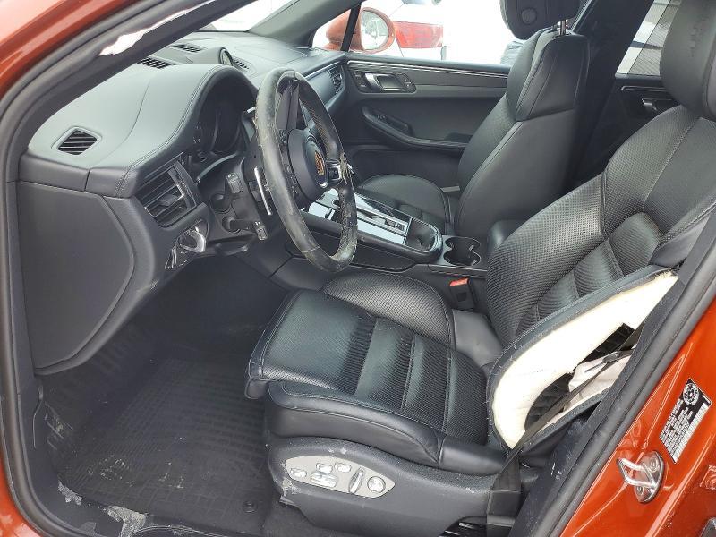 2023 Porsche Macan Base