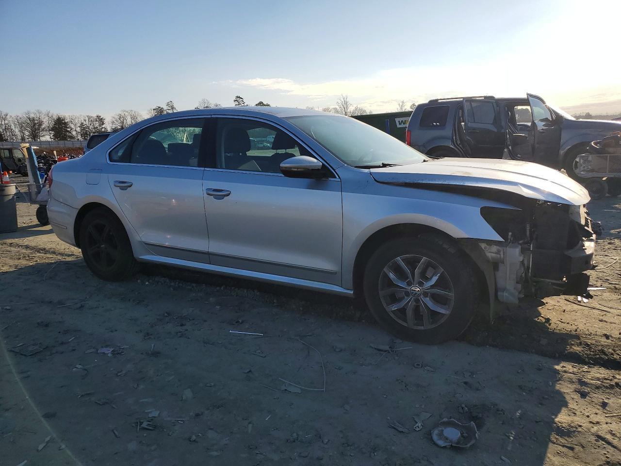 2017 Volkswagen Passat s