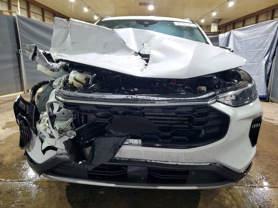 2026 Ford Escape st Line