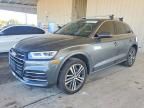 2020 Audi Q5 e Premium Plus