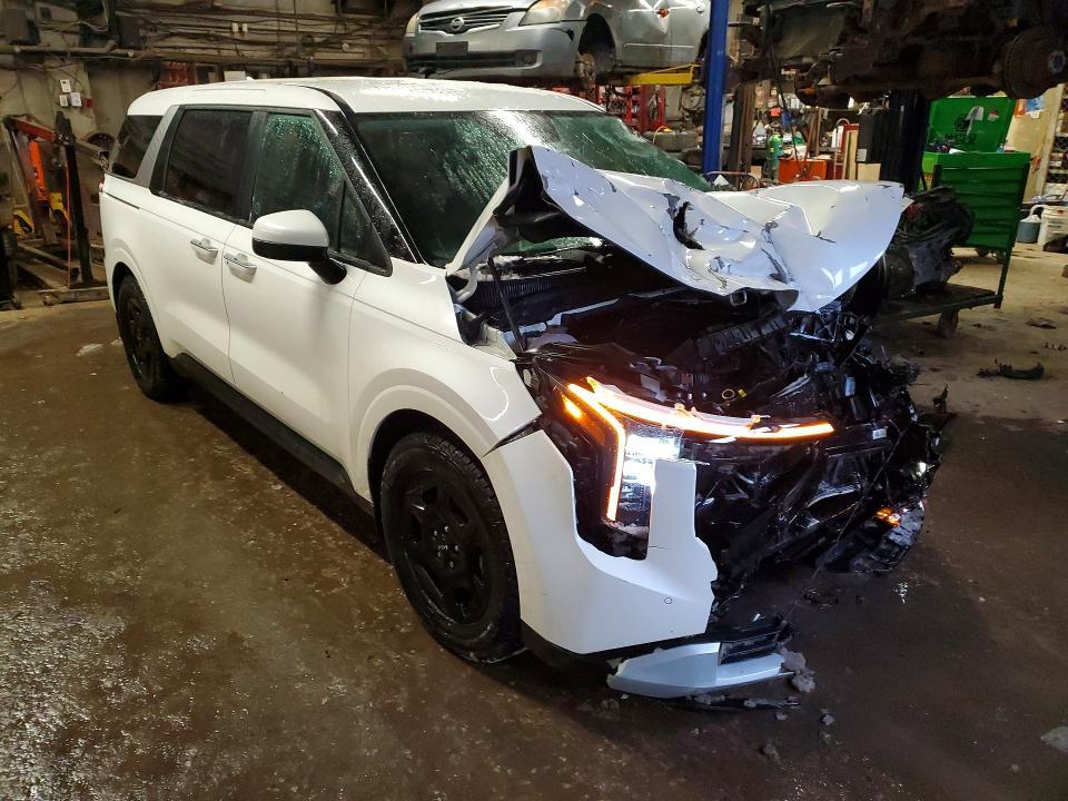 2025 KIA Carnival lx