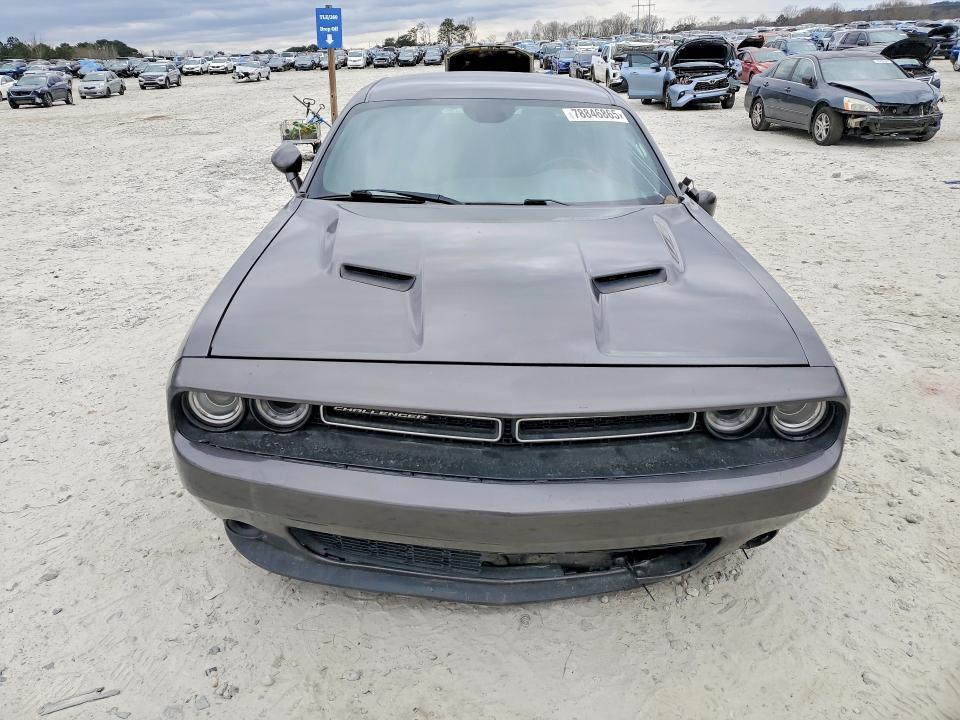 2016 Dodge Challenger sxt