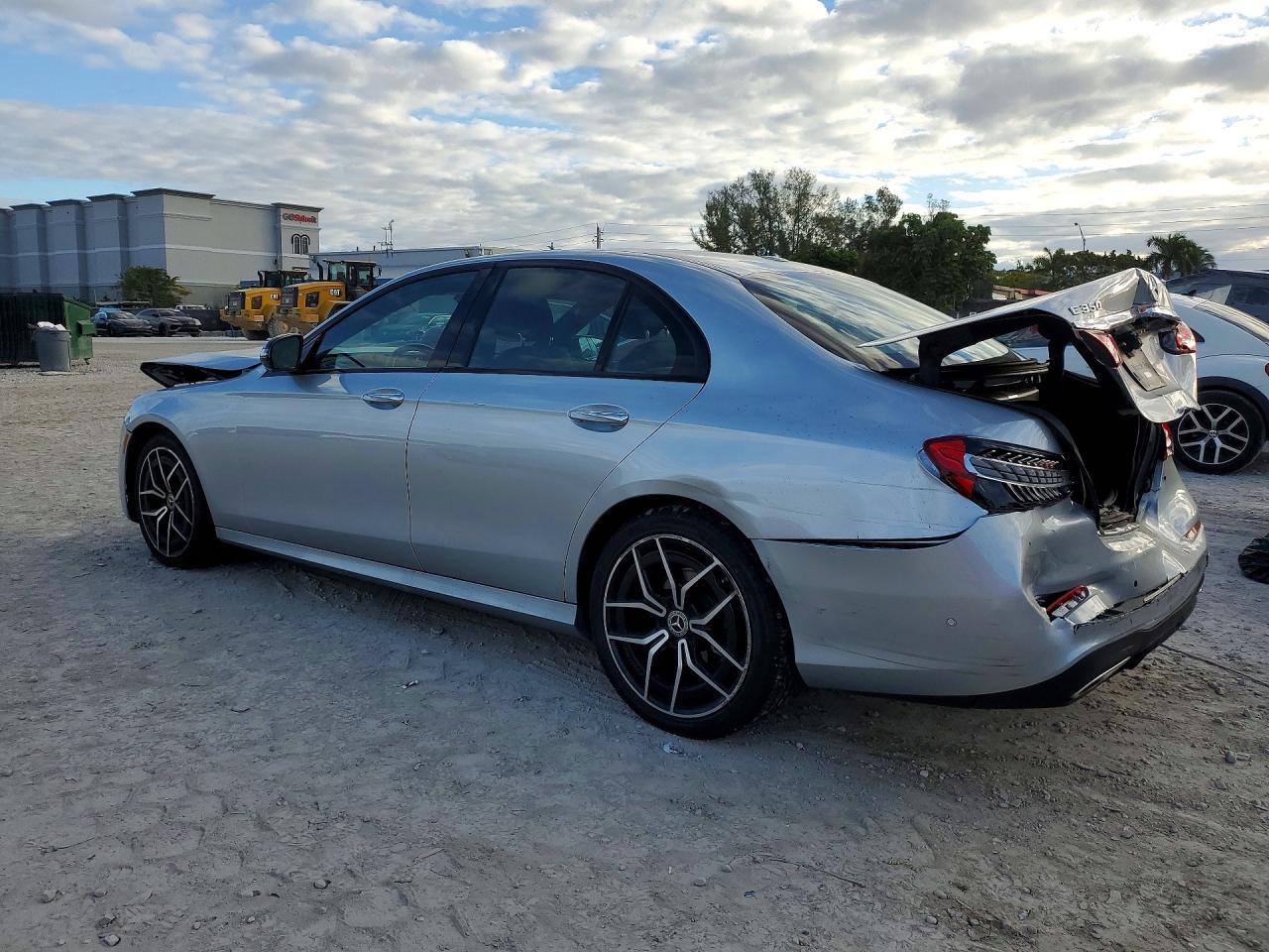 2023 Mercedes-Benz E 350