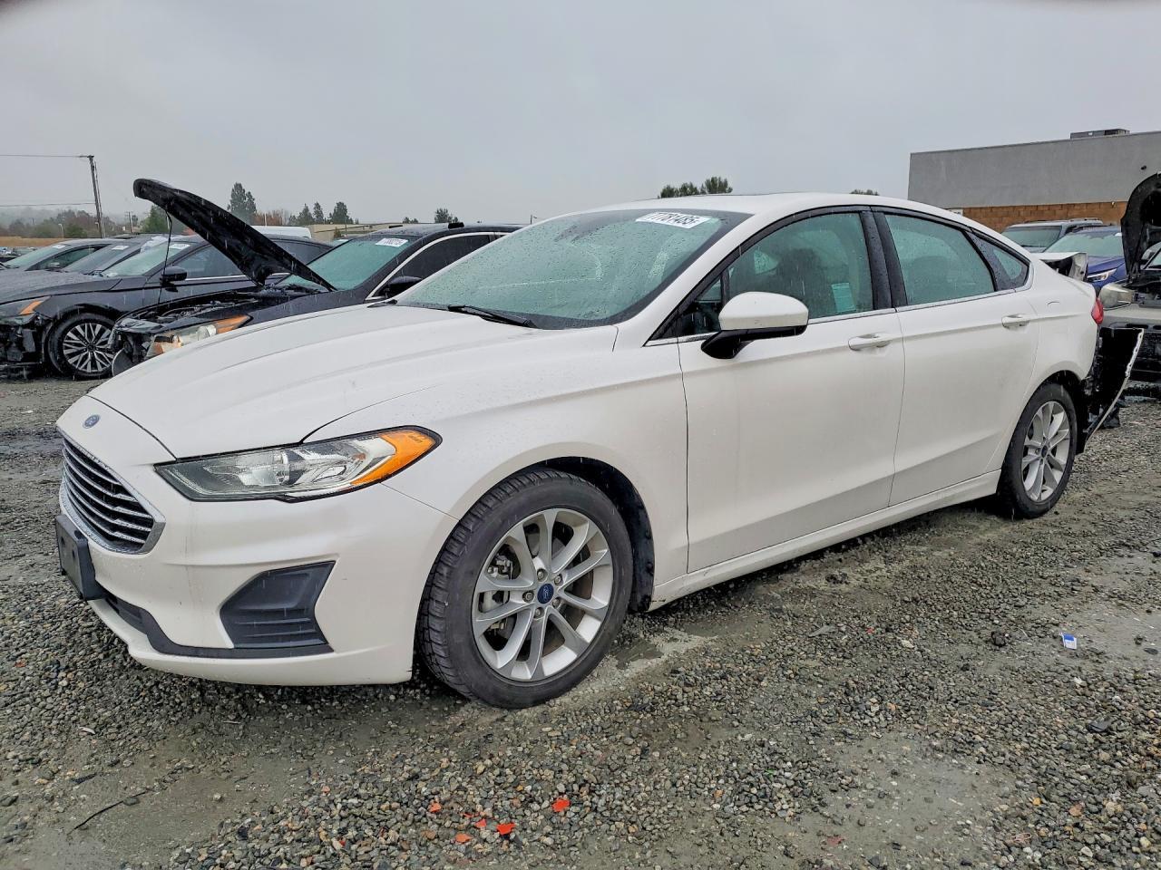 2020 Ford Fusion se