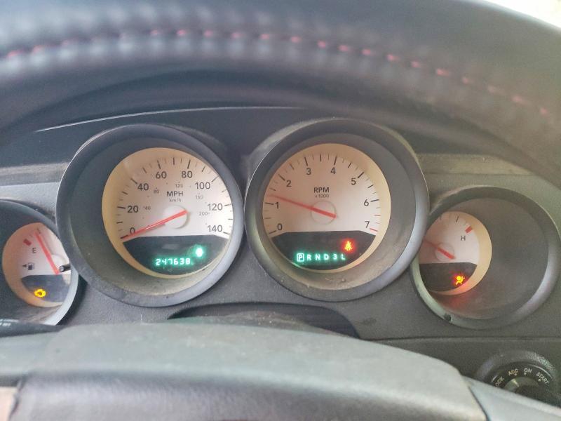 2005 Dodge Magnum se